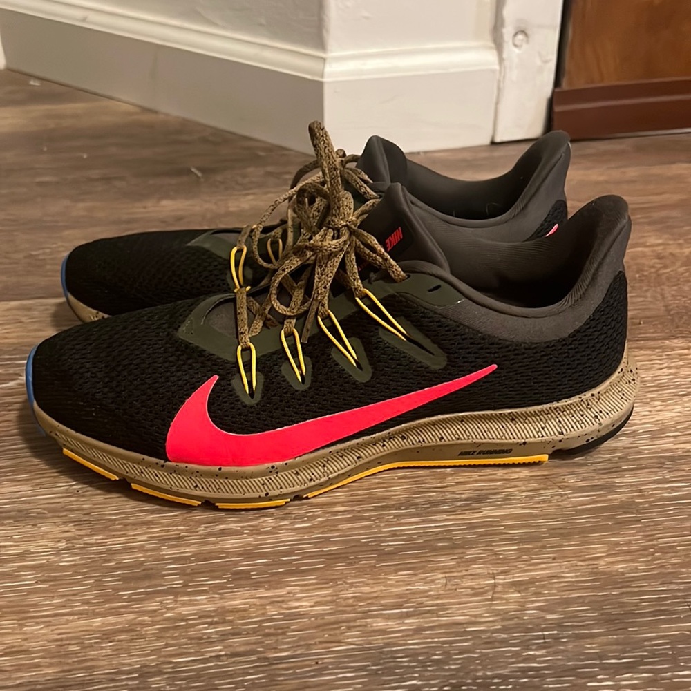 Nike Quest 2 running shoes